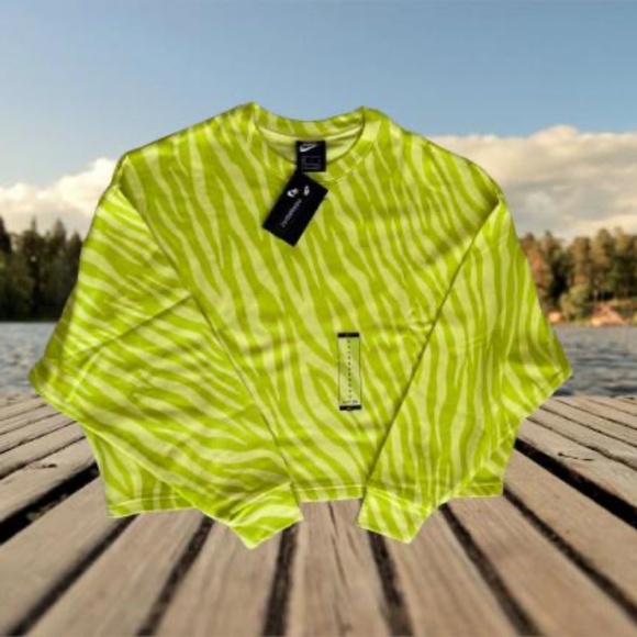 Nike NSW Icon Clash Crewneck Sweatshirt oversized women’s Sz S - Picture 1 of 8